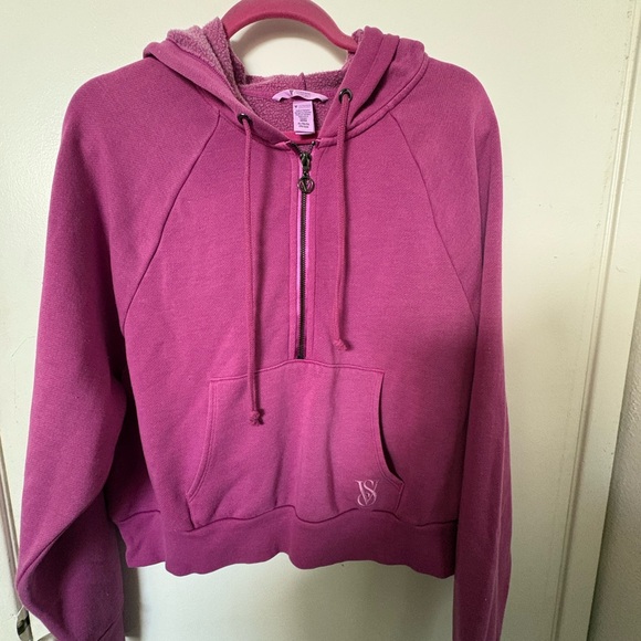 Victoria’s Secret Hoodie Cropped - Picture 1 of 4